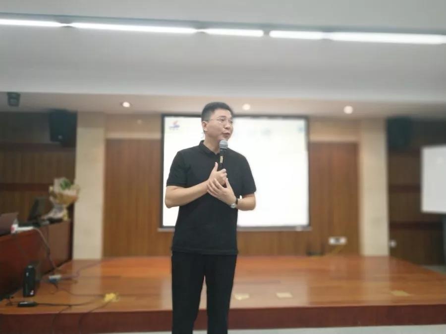 1569488385667522EZjA.jpg 2.jpg