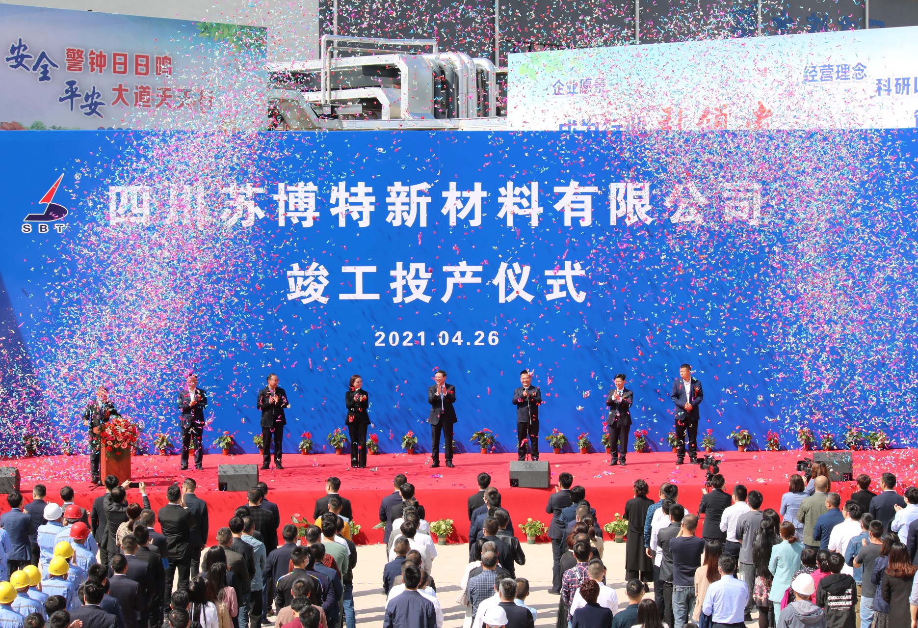 16194849917999498dBW.jpg 16194849917999498dBW.jpg