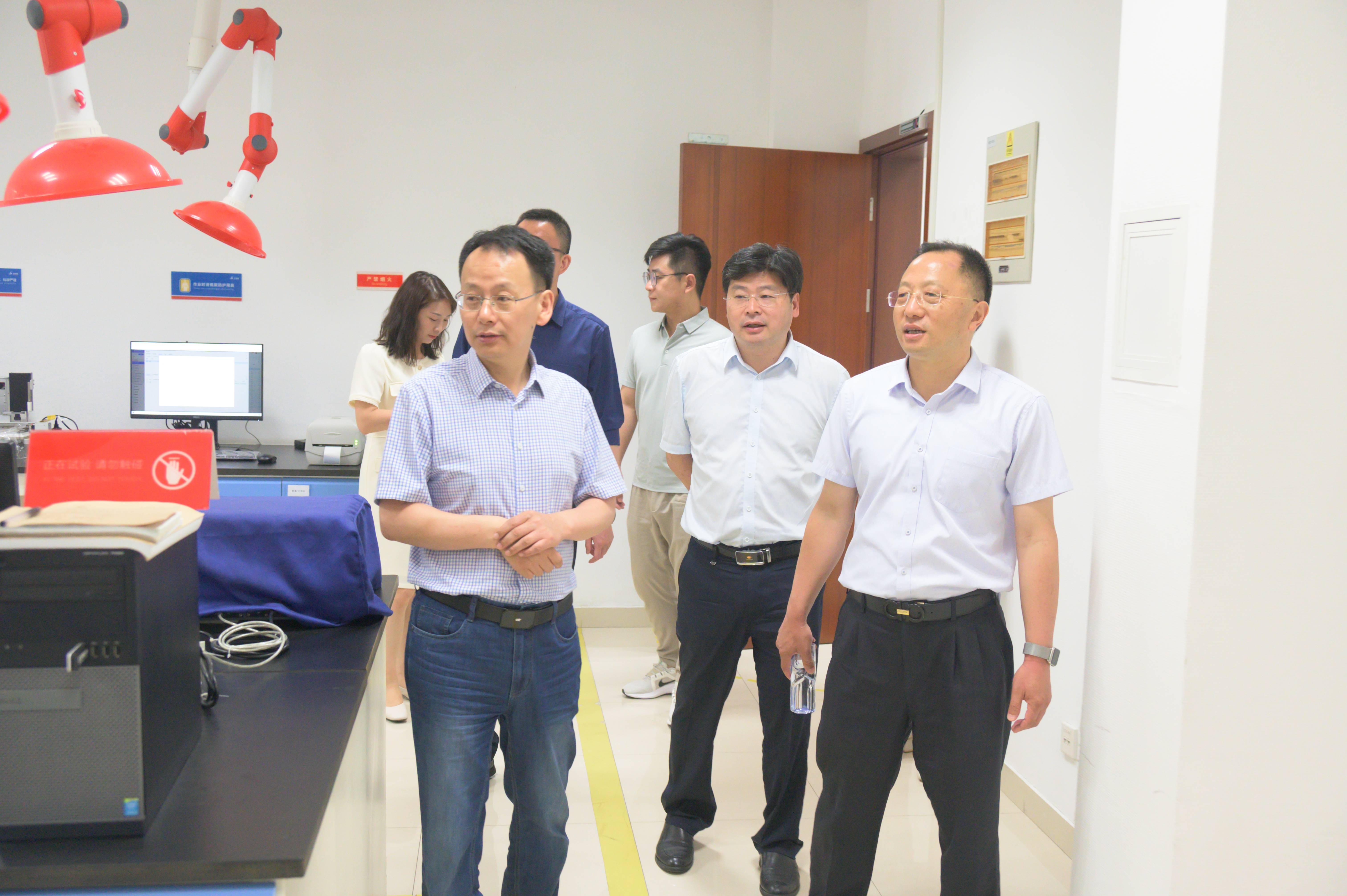 1655017434860814CFo9.jpg 1655017434860814CFo9.jpg